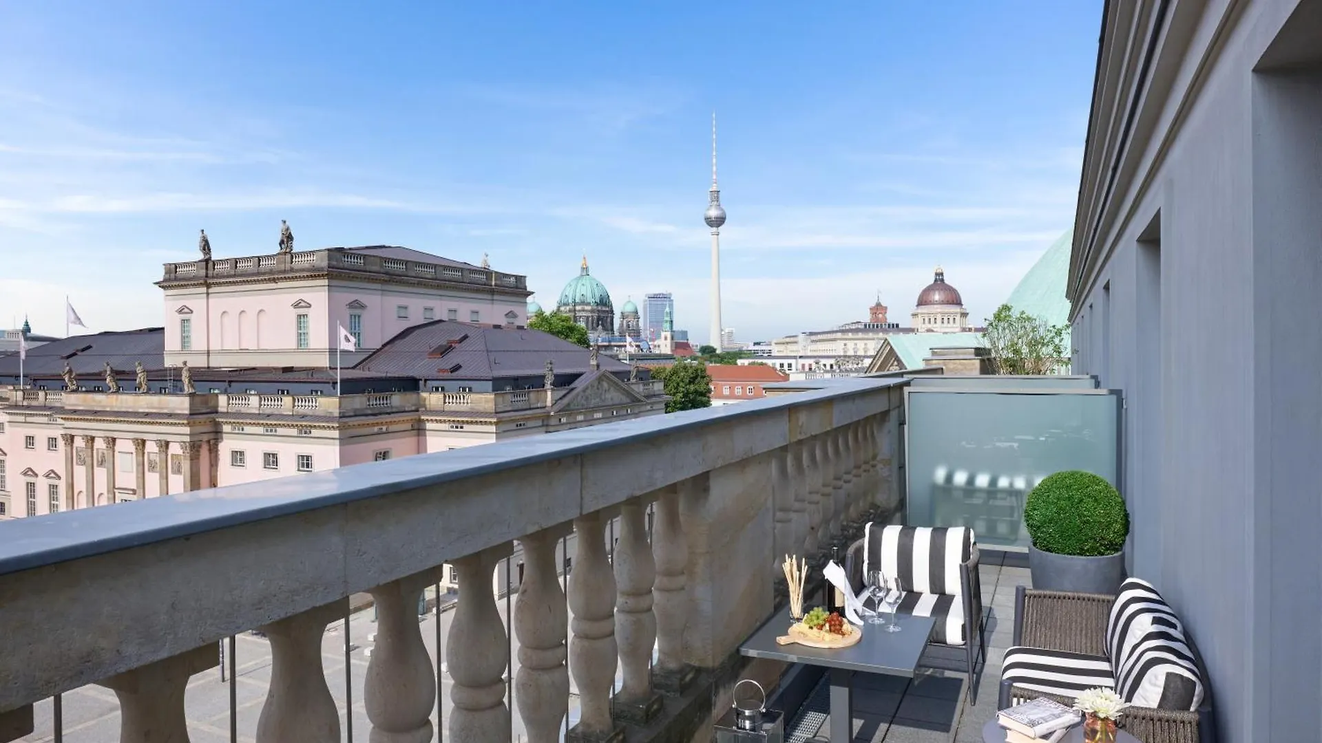 *****  Rocco Forte Hotel De Rome Berlino Germania